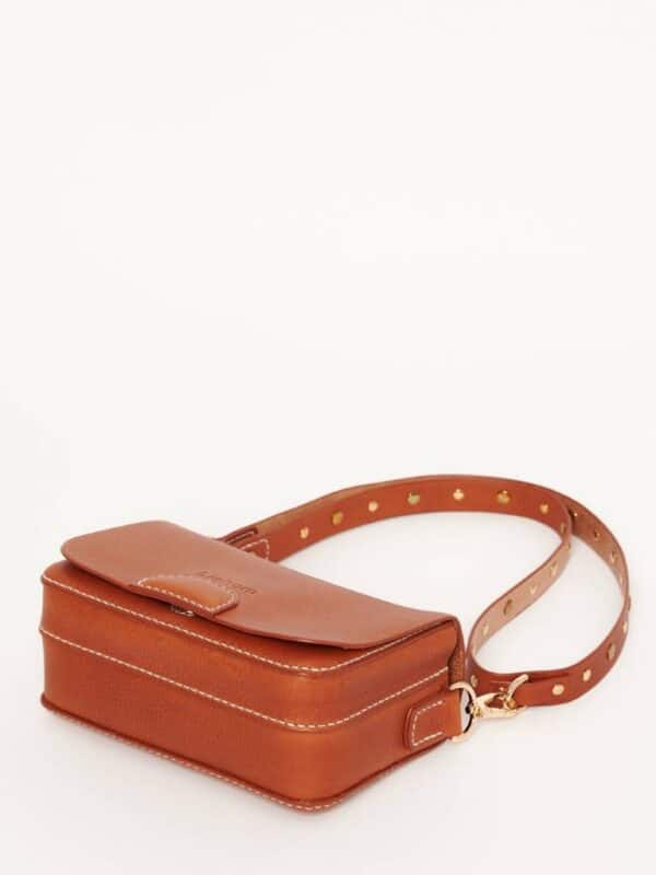Bolso perfect day tostado mediano caribu lateral